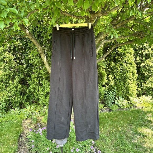 Top Shop Pants - Topshop Black Straight-Leg Sweatpants